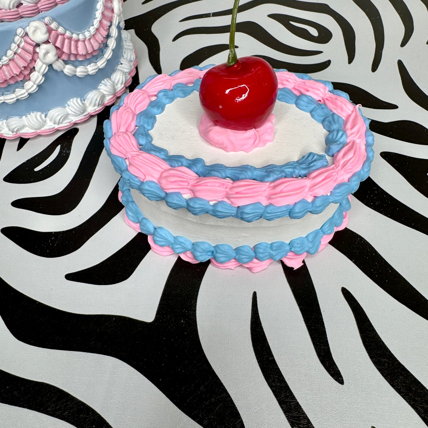 Vintage Mini Fake Cake Heart Jewelry / Trinket Storage Box