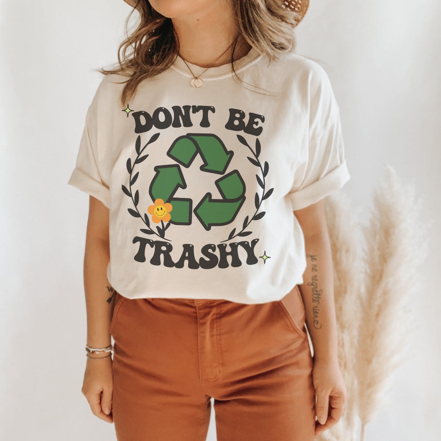 Don’t Be Trashy | Retro Earth Day T Shirt